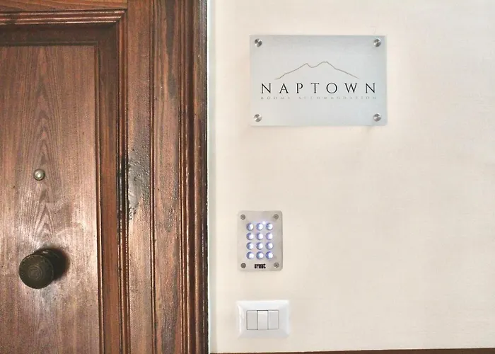 Naptown Rooms Napoli